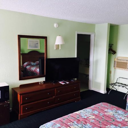 Relax Inn Folkston 외부 사진